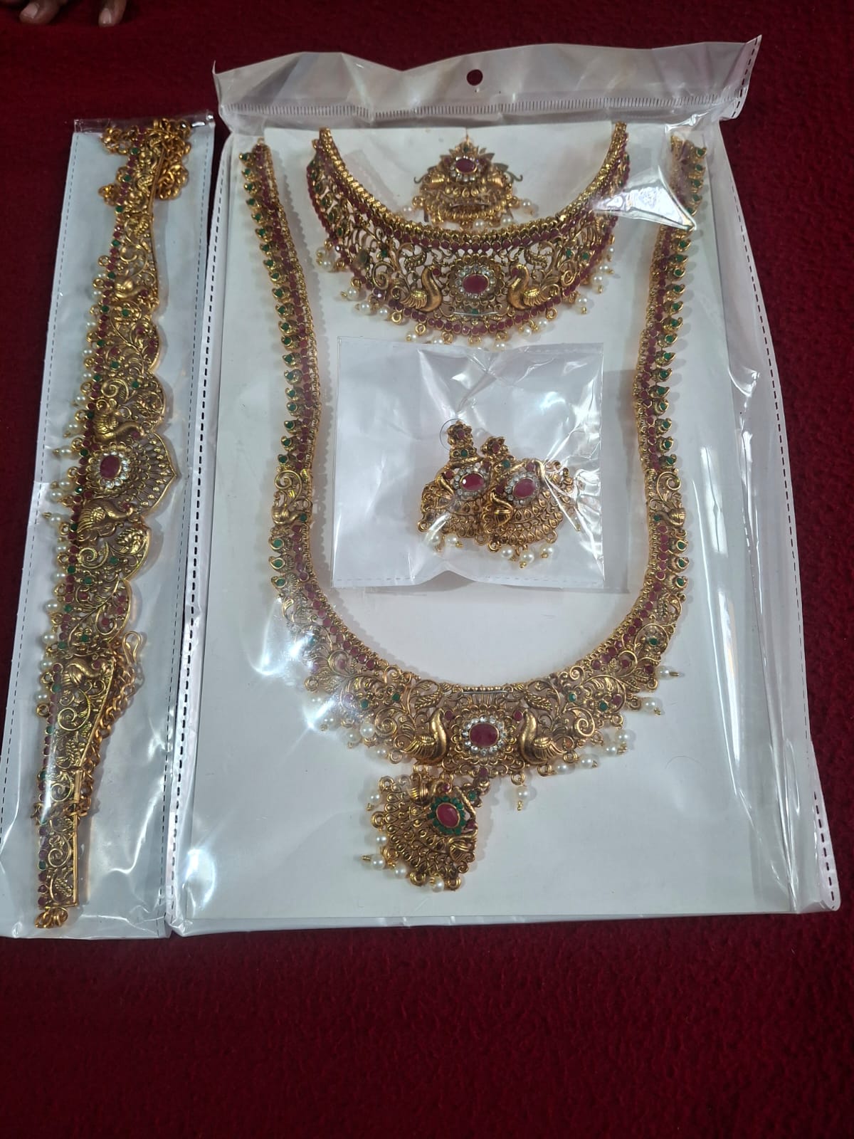 Antique Kundan Choker Set